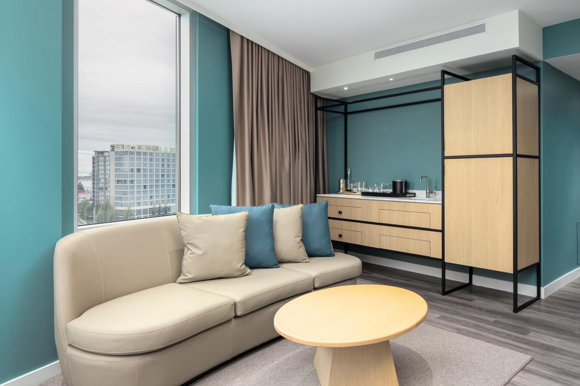 ריצ'מונד Versante Hotel חדר תמונה A suite at the hotel